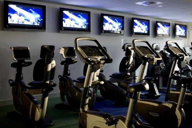Village Newcastle And Leisure Club Tynemouth Εξωτερικό φωτογραφία